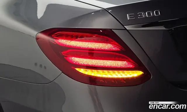Mercedes-Benz E-Class 2019 2.0 автомат (гидро), миниатюра 9 Mercedes-Benz E-Class 2019 2.0 автомат (гидро), миниатюра 9