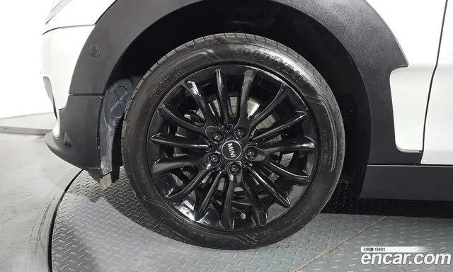 Mini Clubman 2023 1.5 автомат (гидро), миниатюра 5 Mini Clubman 2023 1.5 автомат (гидро), миниатюра 5