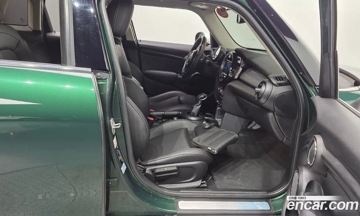 Mini Cooper 2018 1.5 автомат (гидро), фото 16