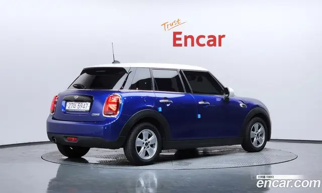 Mini Cooper 2018 1.5 автомат (гидро), миниатюра 2