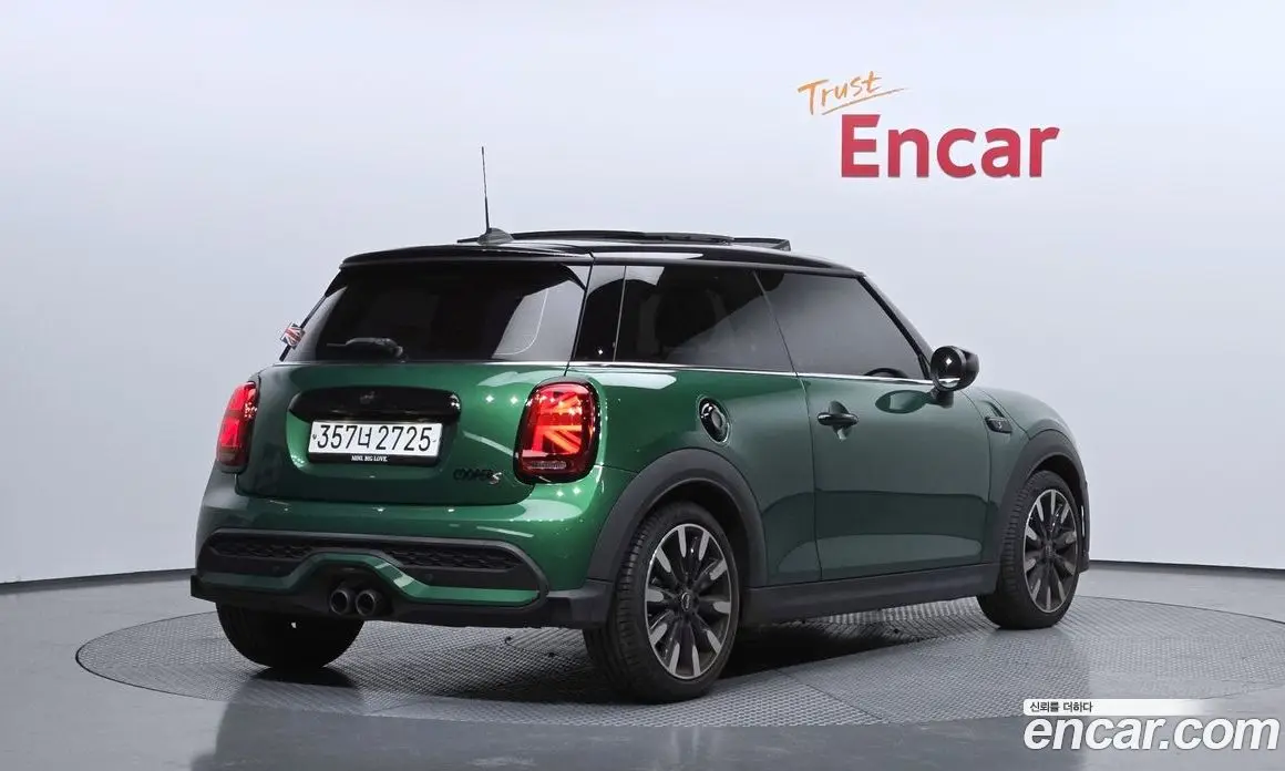 Mini Cooper 2023 2.0 автомат (гидро), фото 2 Mini Cooper 2023 2.0 автомат (гидро), фото 2