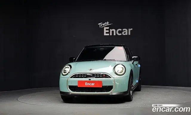 Mini Cooper 2025 2.0 автомат (гидро), миниатюра 3 Mini Cooper 2025 2.0 автомат (гидро), миниатюра 3