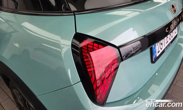 Mini Cooper 2025 2.0 автомат (гидро), миниатюра 9 Mini Cooper 2025 2.0 автомат (гидро), миниатюра 9