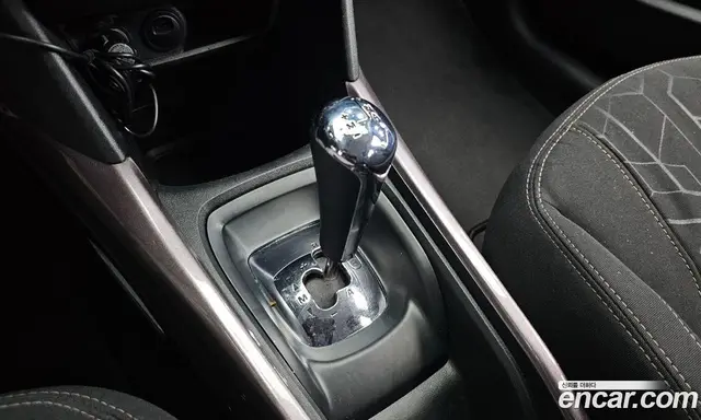 Peugeot 2008 2015 1.6 автомат (гидро), миниатюра 9 Peugeot 2008 2015 1.6 автомат (гидро), миниатюра 9
