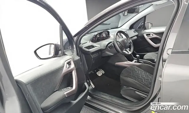 Peugeot 2008 2015 1.6 автомат (гидро), миниатюра 10 Peugeot 2008 2015 1.6 автомат (гидро), миниатюра 10