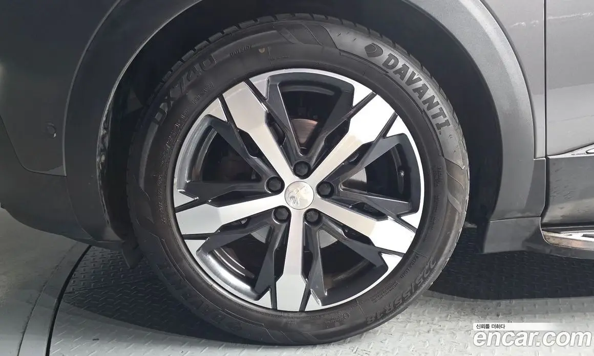 Peugeot 5008 2019 1.5 автомат (гидро), фото 5 Peugeot 5008 2019 1.5 автомат (гидро), фото 5