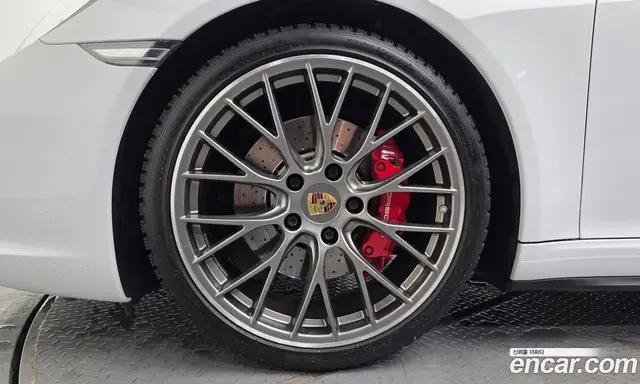 Porsche 911 2017 3.0 автомат (гидро), миниатюра 4 Porsche 911 2017 3.0 автомат (гидро), миниатюра 4