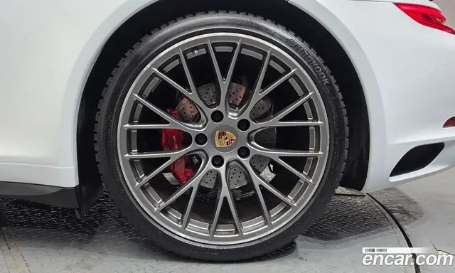 Porsche 911 2017 3.0 автомат (гидро), миниатюра 6 Porsche 911 2017 3.0 автомат (гидро), миниатюра 6