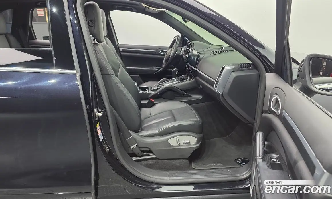 Porsche Cayenne 2013 3.0 автомат (гидро), фото 17 Porsche Cayenne 2013 3.0 автомат (гидро), фото 17