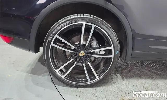 Porsche Cayenne 2013 3.0 автомат (гидро), миниатюра 5 Porsche Cayenne 2013 3.0 автомат (гидро), миниатюра 5