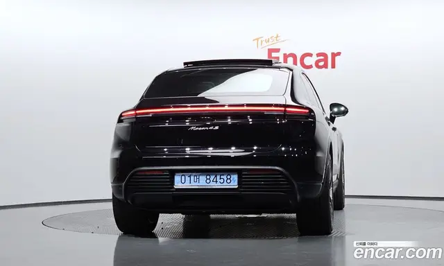 Porsche Macan 2025 0.2 автомат (гидро), миниатюра 4 Porsche Macan 2025 0.2 автомат (гидро), миниатюра 4