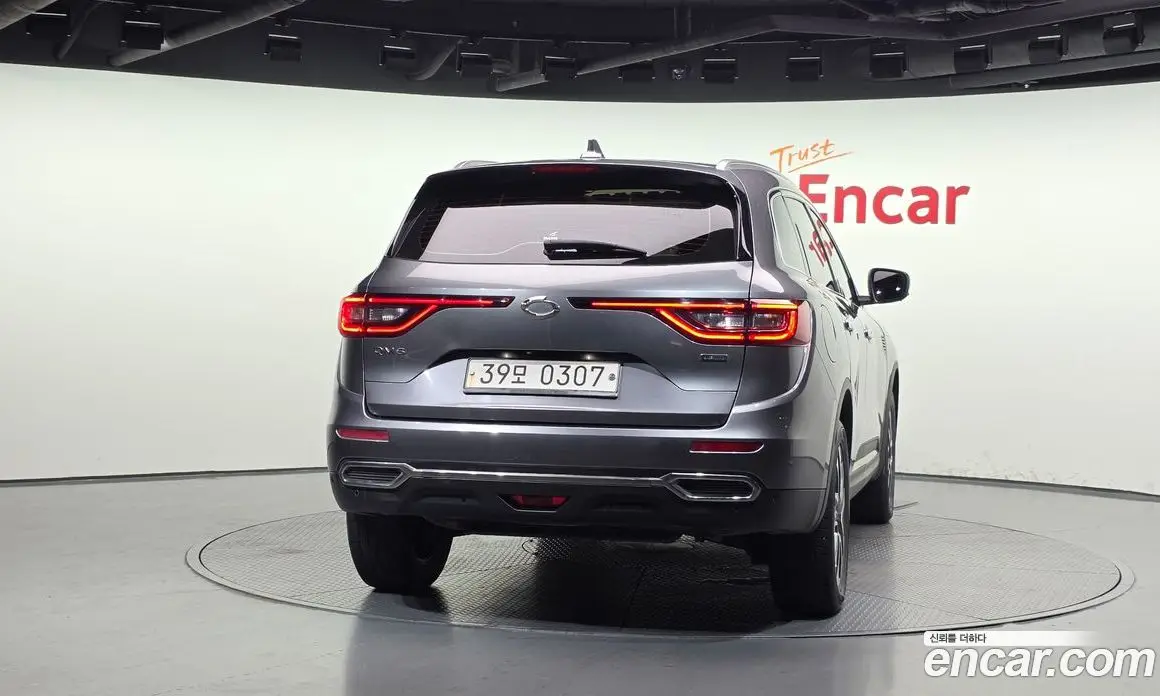 Renault (Samsung) QM6 2016 2.0 автомат (гидро), фото 4 Renault (Samsung) QM6 2016 2.0 автомат (гидро), фото 4