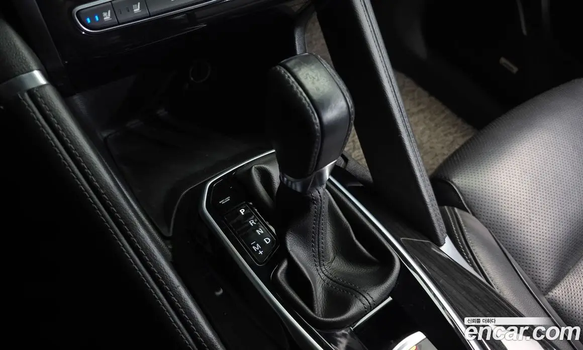 Renault (Samsung) QM6 2016 2.0 автомат (гидро), фото 9 Renault (Samsung) QM6 2016 2.0 автомат (гидро), фото 9