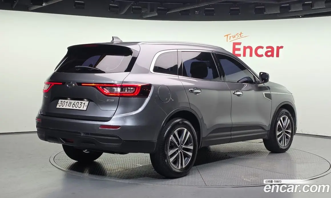 Renault (Samsung) QM6 2017 2.0 автомат (гидро), фото 2 Renault (Samsung) QM6 2017 2.0 автомат (гидро), фото 2