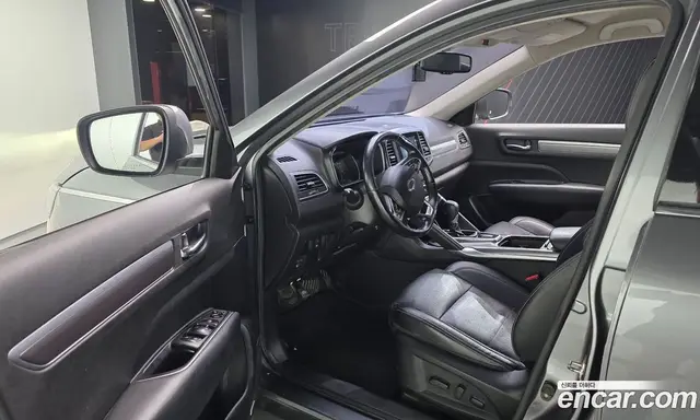 Renault (Samsung) QM6 2017 2.0 автомат (гидро), миниатюра 10 Renault (Samsung) QM6 2017 2.0 автомат (гидро), миниатюра 10
