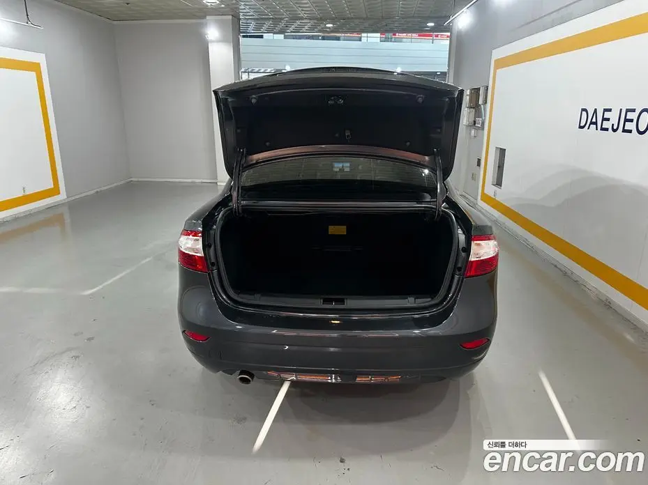 Renault (Samsung) SM3 2014 1.6 автомат (гидро), фото 17 Renault (Samsung) SM3 2014 1.6 автомат (гидро), фото 17