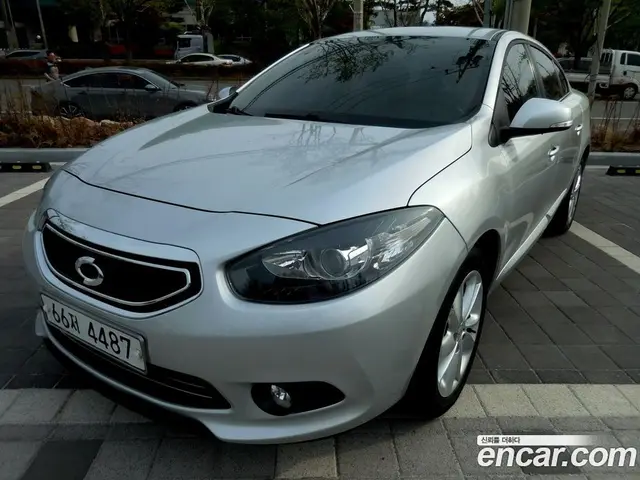 Renault (Samsung) SM3 2014 1.6 автомат (гидро), миниатюра 2 Renault (Samsung) SM3 2014 1.6 автомат (гидро), миниатюра 2