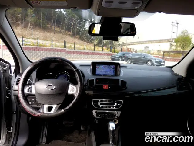 Renault (Samsung) SM3 2014 1.6 автомат (гидро), миниатюра 11 Renault (Samsung) SM3 2014 1.6 автомат (гидро), миниатюра 11