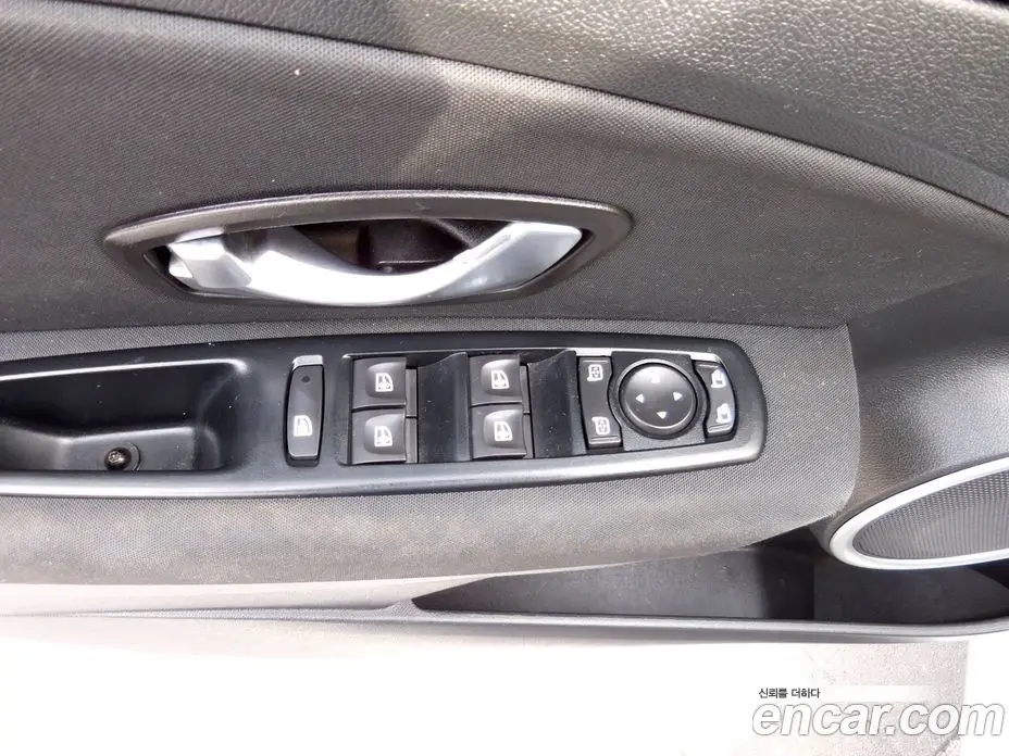 Renault (Samsung) SM3 2014 1.6 автомат (гидро), фото 13 Renault (Samsung) SM3 2014 1.6 автомат (гидро), фото 13