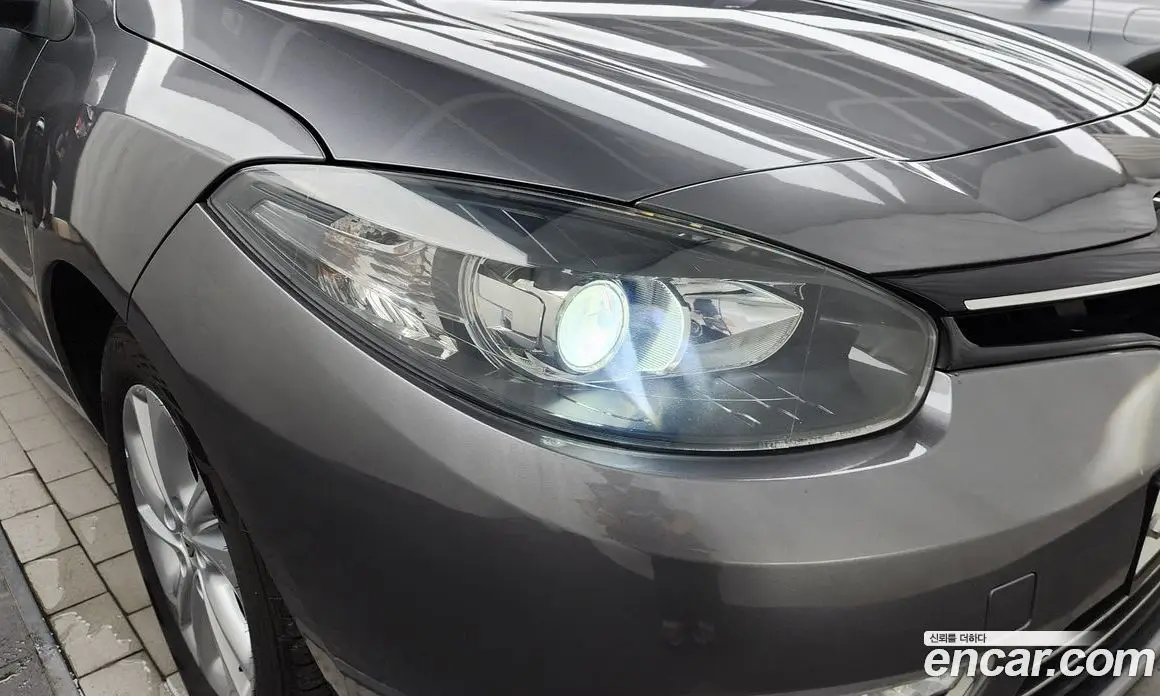 Renault (Samsung) SM3 2016 1.5 автомат (гидро), фото 8 Renault (Samsung) SM3 2016 1.5 автомат (гидро), фото 8
