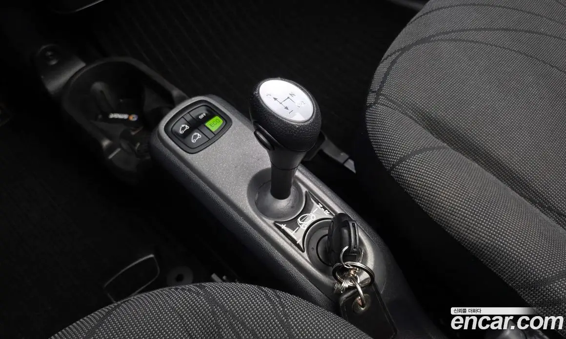 Smart Fortwo 2014 1.0 автомат (гидро), фото 9 Smart Fortwo 2014 1.0 автомат (гидро), фото 9