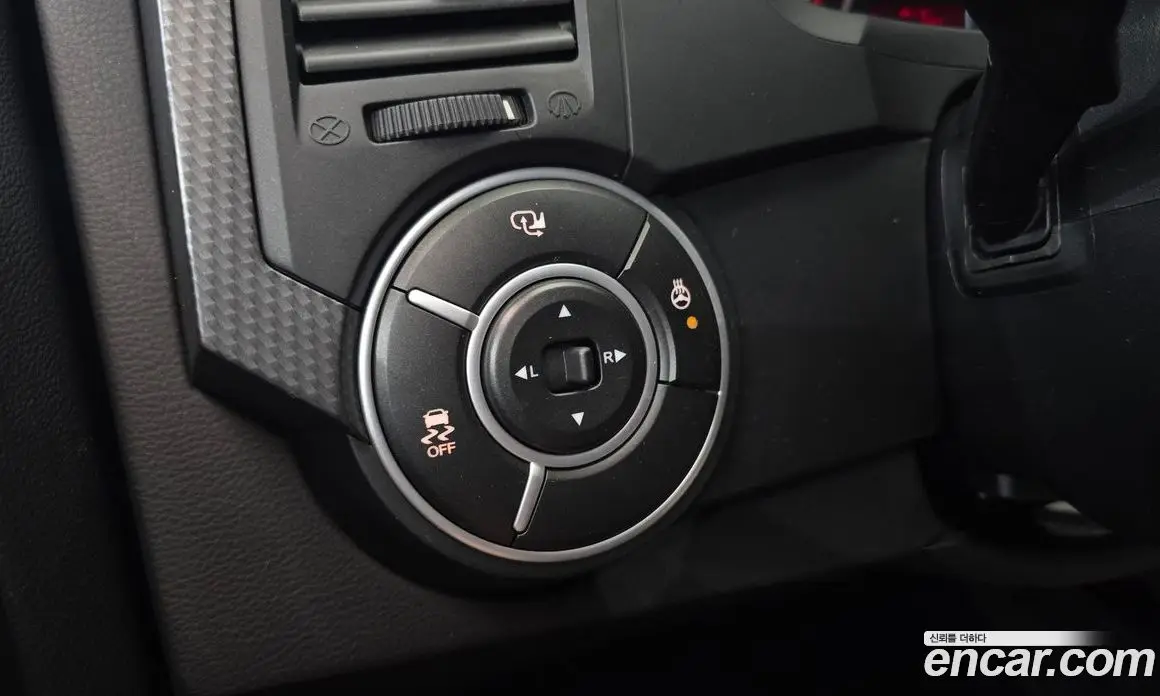 SsangYong Korando 2014 2.0 автомат (гидро), фото 24 SsangYong Korando 2014 2.0 автомат (гидро), фото 24