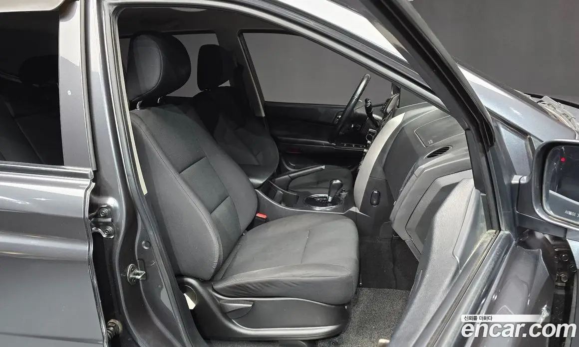 SsangYong Korando 2014 2.0 автомат (гидро), фото 12 SsangYong Korando 2014 2.0 автомат (гидро), фото 12