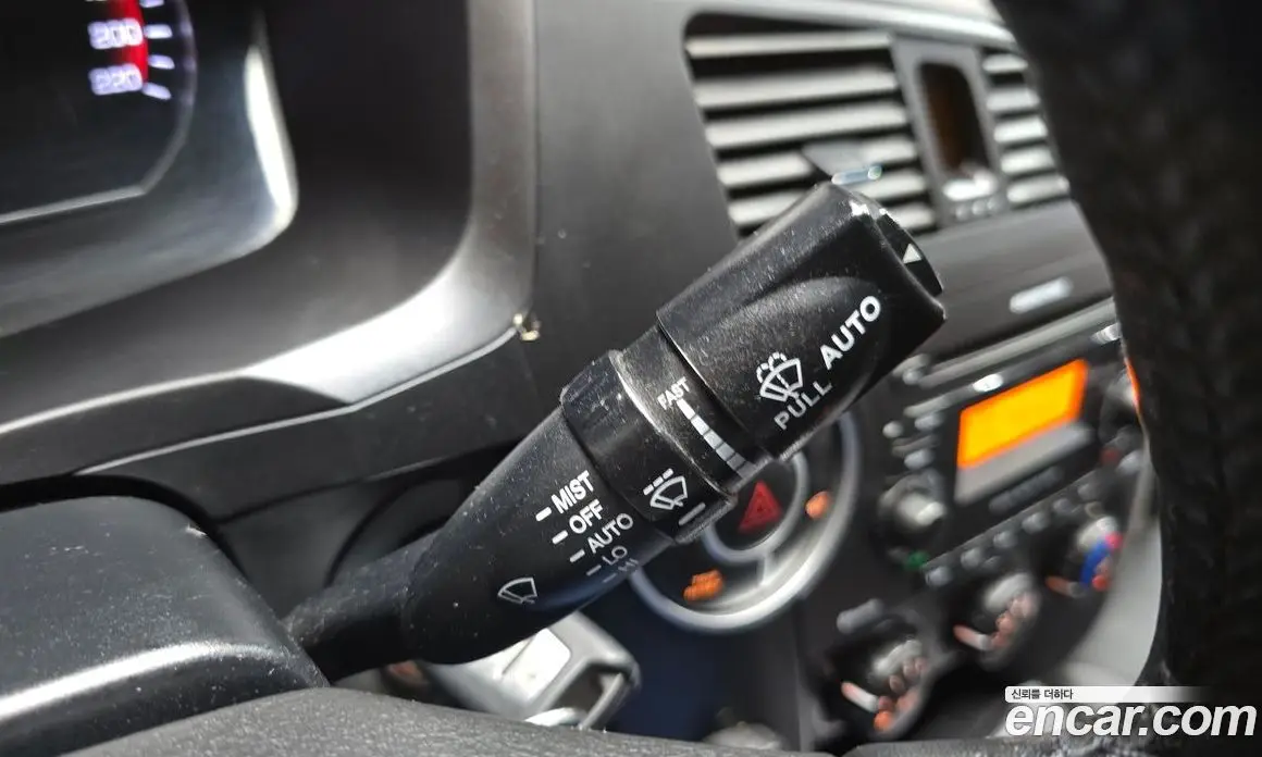 SsangYong Korando 2014 2.0 автомат (гидро), фото 16 SsangYong Korando 2014 2.0 автомат (гидро), фото 16