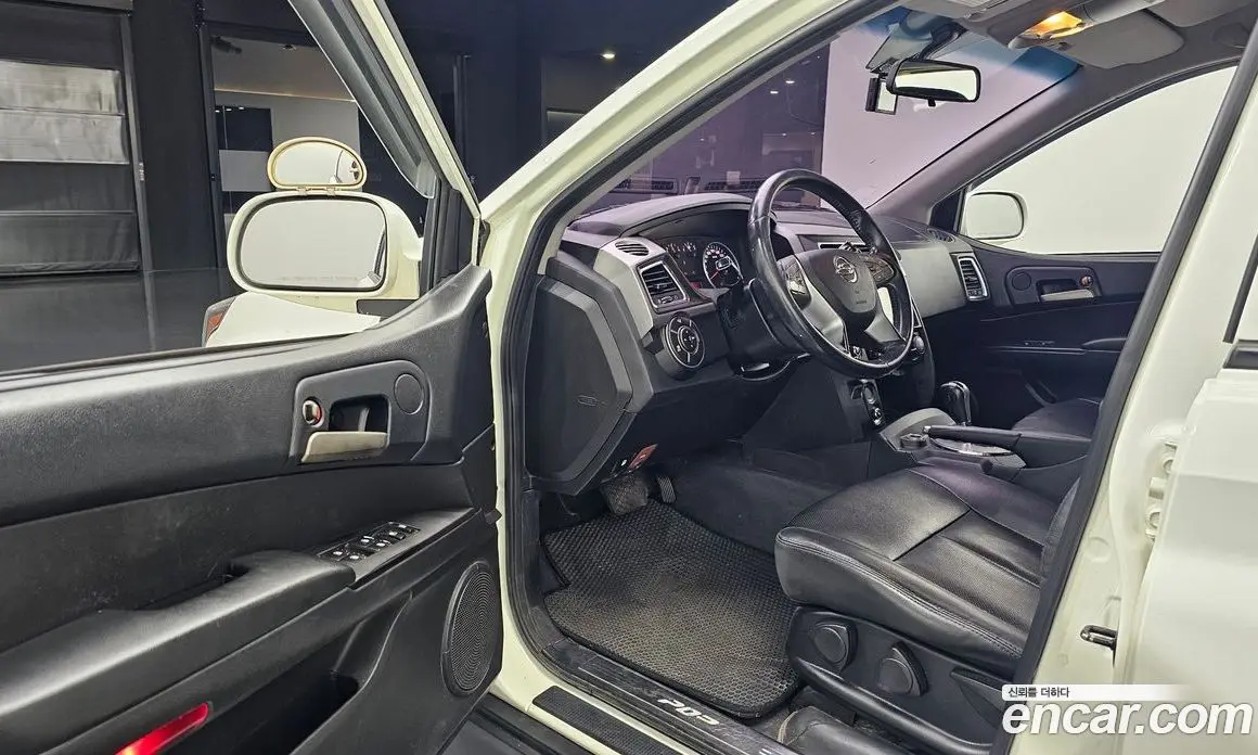 SsangYong Korando 2016 2.2 автомат (гидро), фото 10 SsangYong Korando 2016 2.2 автомат (гидро), фото 10