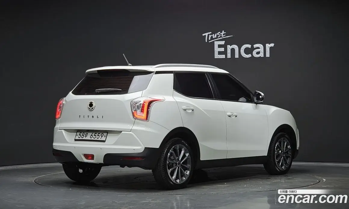 SsangYong TIBOLI 2018 1.6 автомат (гидро), фото 2 SsangYong TIBOLI 2018 1.6 автомат (гидро), фото 2
