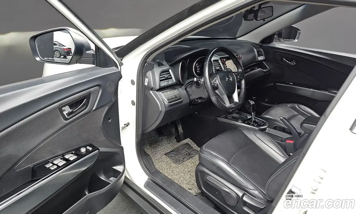 SsangYong TIBOLI 2018 1.6 автомат (гидро), фото 12 SsangYong TIBOLI 2018 1.6 автомат (гидро), фото 12