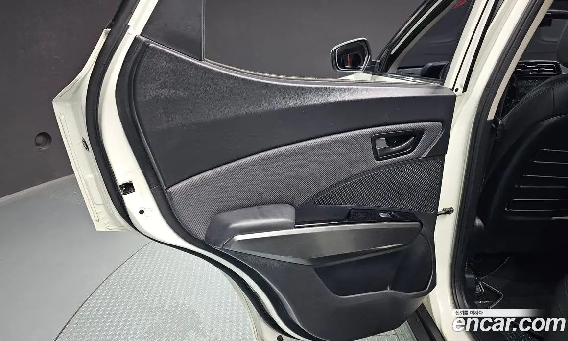 SsangYong TIBOLI 2020 1.5 автомат (гидро), фото 15 SsangYong TIBOLI 2020 1.5 автомат (гидро), фото 15
