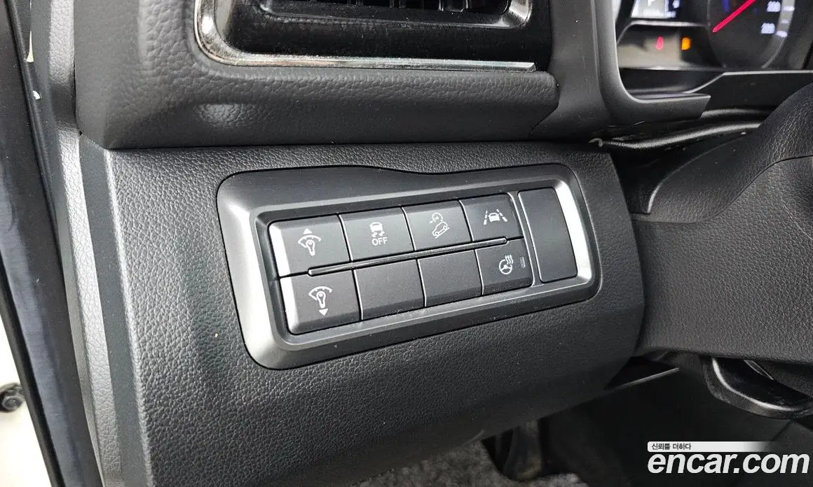 SsangYong TIBOLI 2022 1.5 автомат (гидро), фото 19 SsangYong TIBOLI 2022 1.5 автомат (гидро), фото 19