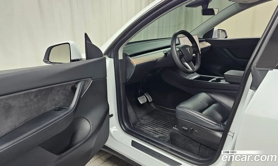 Tesla Model Y 2021 0.2 автомат (гидро), фото 12 Tesla Model Y 2021 0.2 автомат (гидро), фото 12