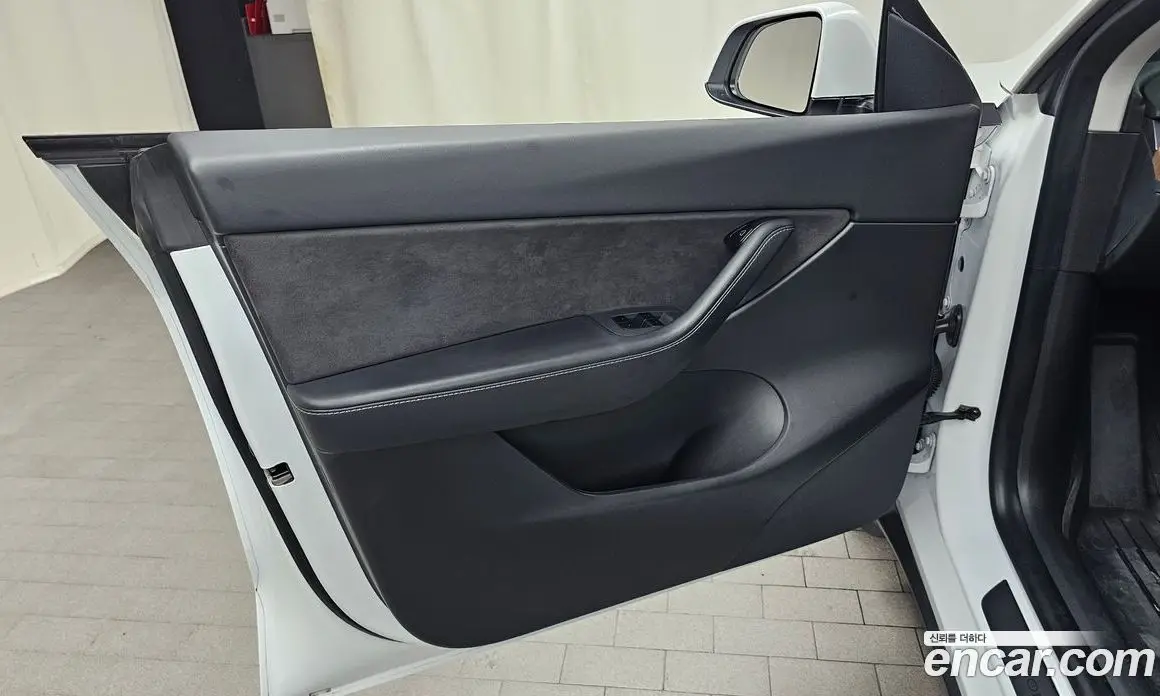 Tesla Model Y 2021 0.2 автомат (гидро), фото 13 Tesla Model Y 2021 0.2 автомат (гидро), фото 13