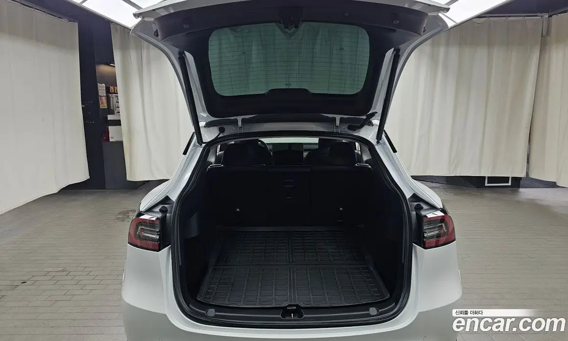 Tesla Model Y 2021 0.2 автомат (гидро), фото 24 Tesla Model Y 2021 0.2 автомат (гидро), фото 24