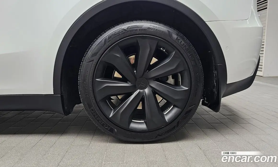 Tesla Model Y 2021 0.2 автомат (гидро), фото 6 Tesla Model Y 2021 0.2 автомат (гидро), фото 6