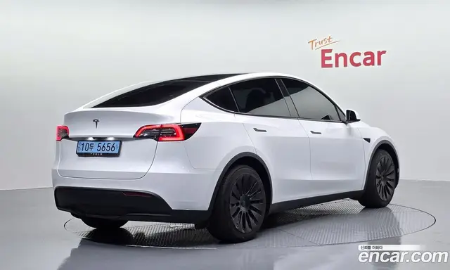 Tesla Model Y 2023 0.2 автомат (гидро), миниатюра 2 Tesla Model Y 2023 0.2 автомат (гидро), миниатюра 2