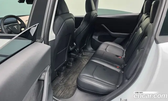 Tesla Model Y 2023 0.2 автомат (гидро), миниатюра 12