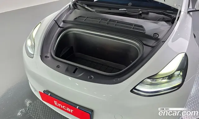 Tesla Model Y 2023 0.2 автомат (гидро), миниатюра 6 Tesla Model Y 2023 0.2 автомат (гидро), миниатюра 6