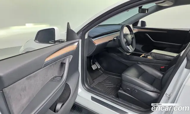 Tesla Model Y 2023 0.2 автомат (гидро), миниатюра 10 Tesla Model Y 2023 0.2 автомат (гидро), миниатюра 10