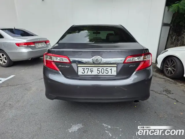 Toyota Camry 2014 2.5 автомат (гидро), миниатюра 3 Toyota Camry 2014 2.5 автомат (гидро), миниатюра 3