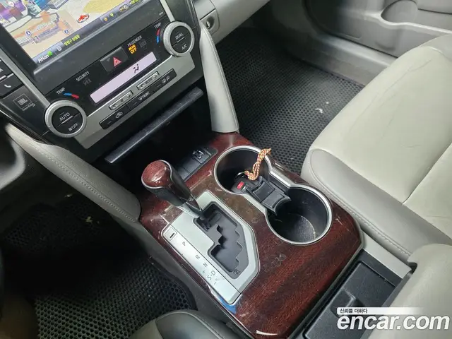 Toyota Camry 2014 2.5 автомат (гидро), миниатюра 9 Toyota Camry 2014 2.5 автомат (гидро), миниатюра 9