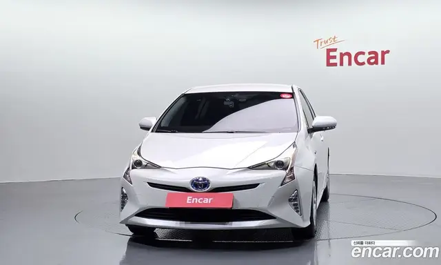 Toyota Prius 2016 1.8 автомат (гидро), миниатюра 3 Toyota Prius 2016 1.8 автомат (гидро), миниатюра 3