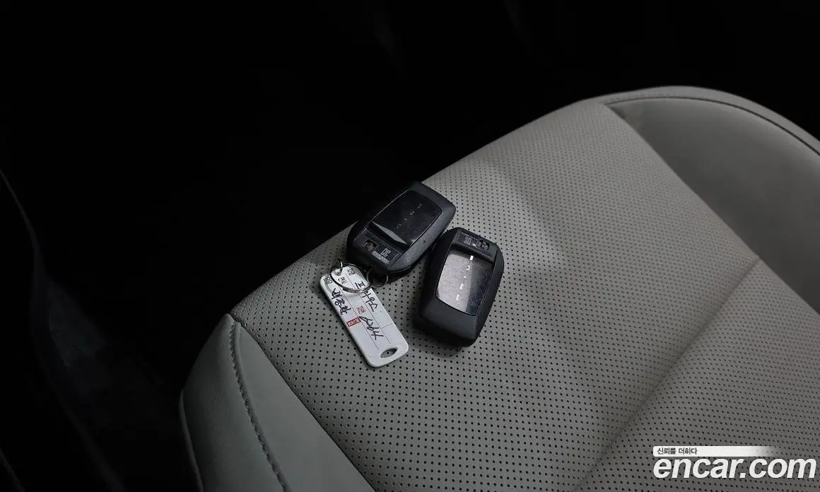 Toyota Prius 2023 2.0 автомат (гидро), фото 31 Toyota Prius 2023 2.0 автомат (гидро), фото 31