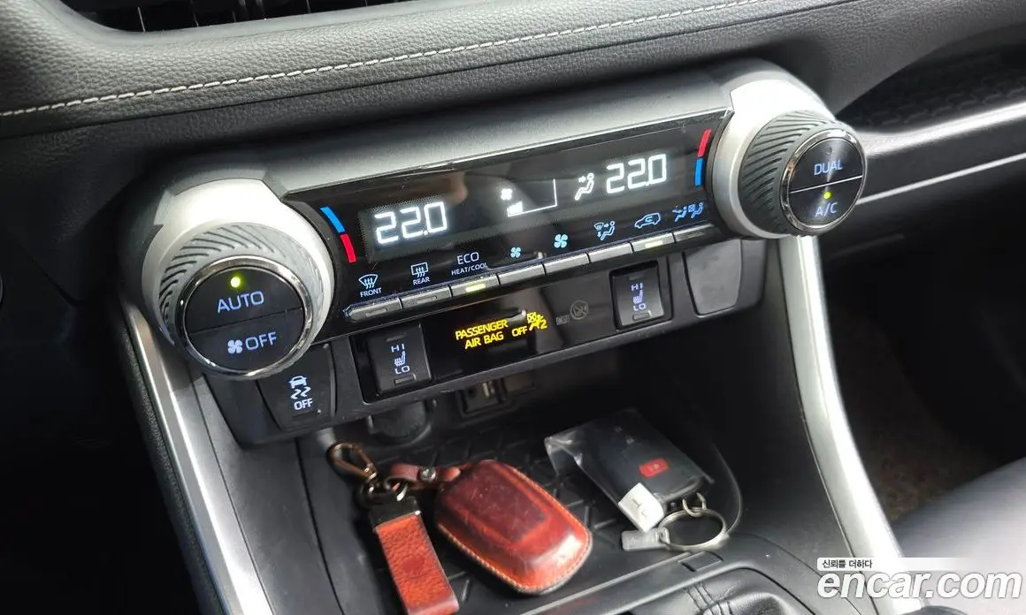 Toyota RAV4 2019 2.5 автомат (гидро), фото 24 Toyota RAV4 2019 2.5 автомат (гидро), фото 24