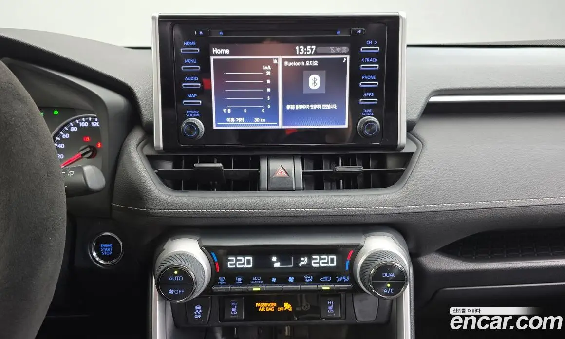 Toyota RAV4 2019 2.5 автомат (гидро), фото 25 Toyota RAV4 2019 2.5 автомат (гидро), фото 25