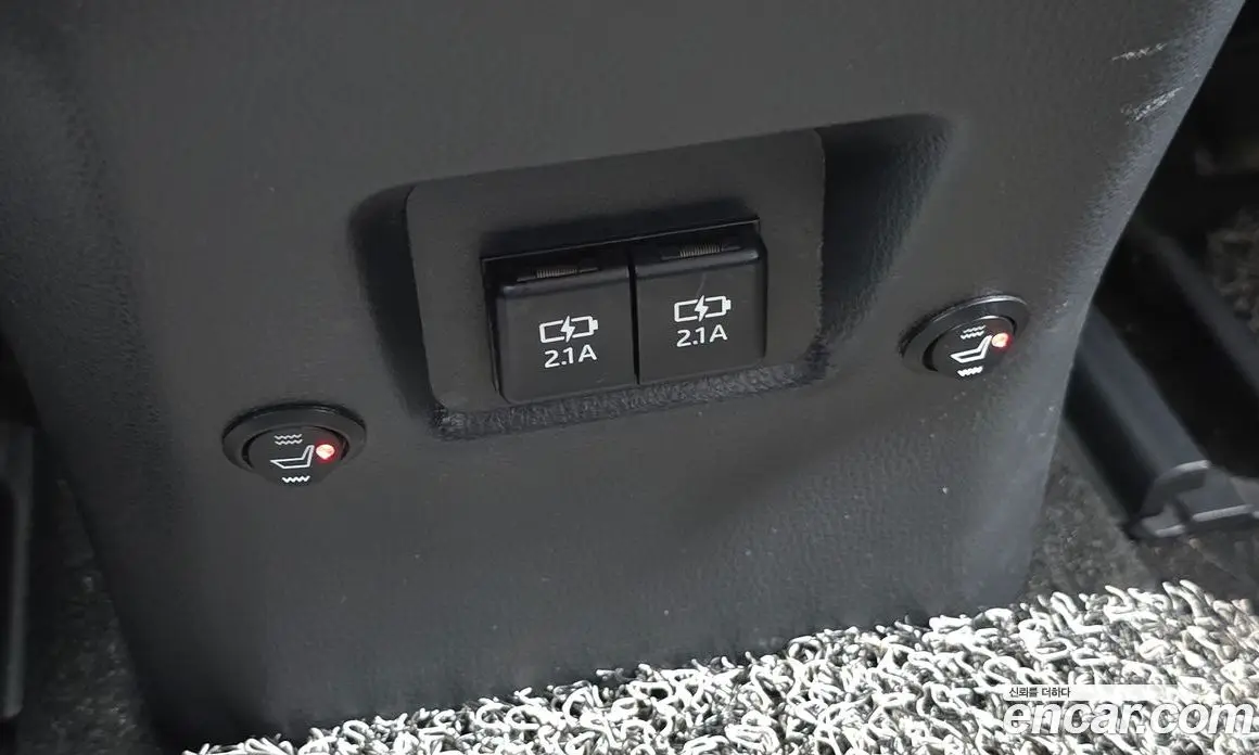 Toyota RAV4 2019 2.5 автомат (гидро), фото 28 Toyota RAV4 2019 2.5 автомат (гидро), фото 28