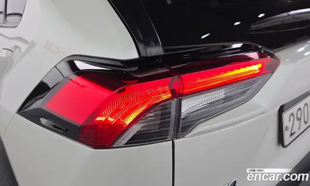 Toyota RAV4 2019 2.5 автомат (гидро), миниатюра 9 Toyota RAV4 2019 2.5 автомат (гидро), миниатюра 9