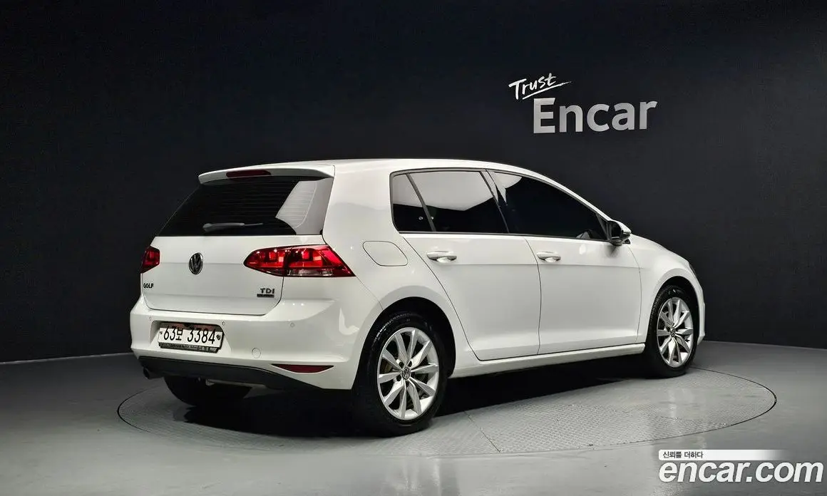 Volkswagen Golf 2013 1.6 автомат (гидро), фото 2 Volkswagen Golf 2013 1.6 автомат (гидро), фото 2